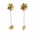 Pendientes largos florales acabado dorado brillante