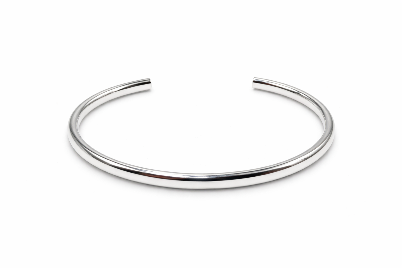 Pulsera rígida abierta minimalista en Plata 925