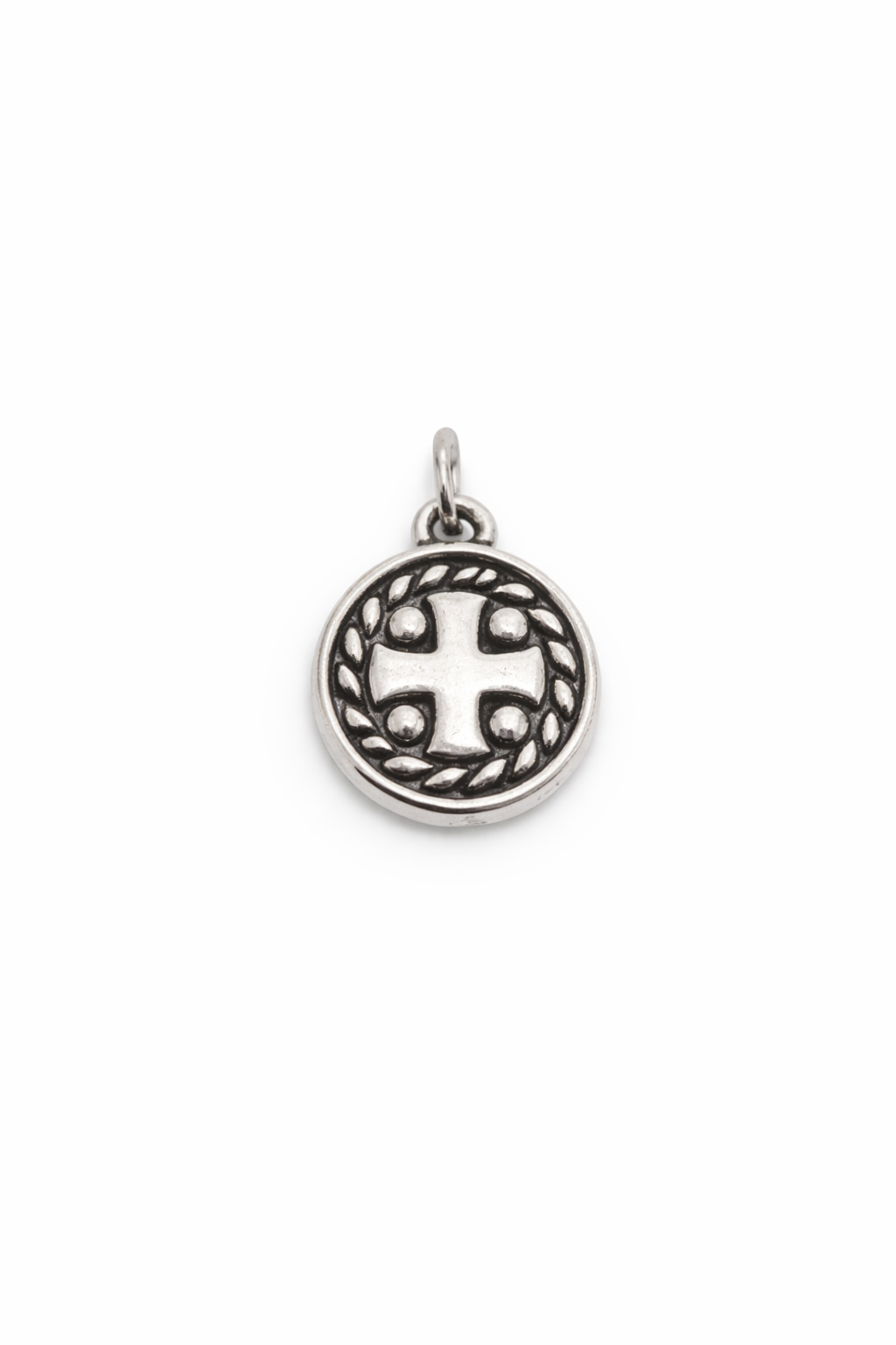 Colgante Medalla Cruz Clásica en Plata 925
