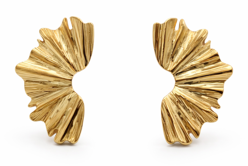 Pendientes Dorados Esculturales Diseño Abanico