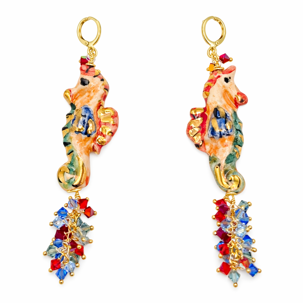 Pendientes Caballito Marino  Cerámica siciliana pintada a mano con lustre de oro puro y cristales Swarovski