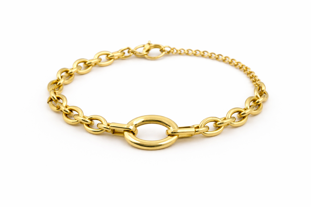 Pulsera de Cadena Dorada con Eslabón Oval Central