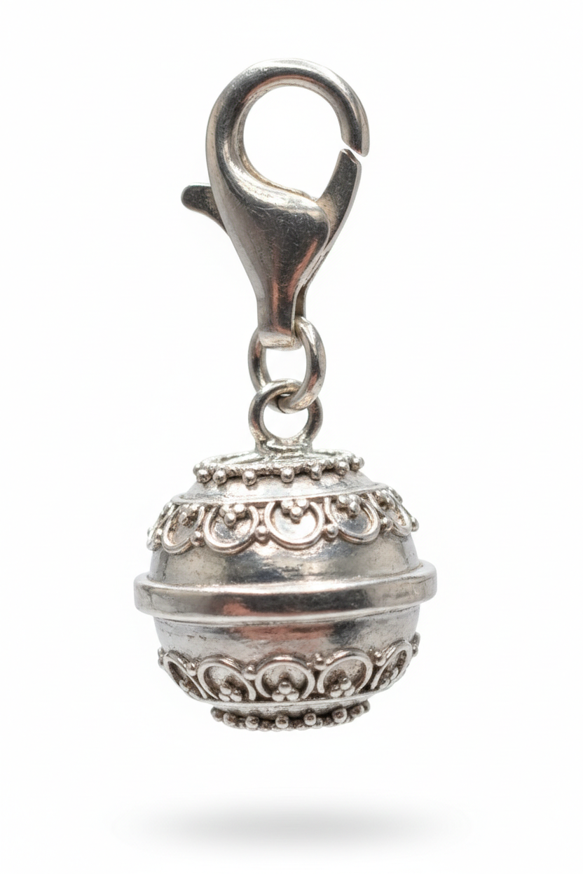 Charm Bola Étnica Colgante en Plata 92